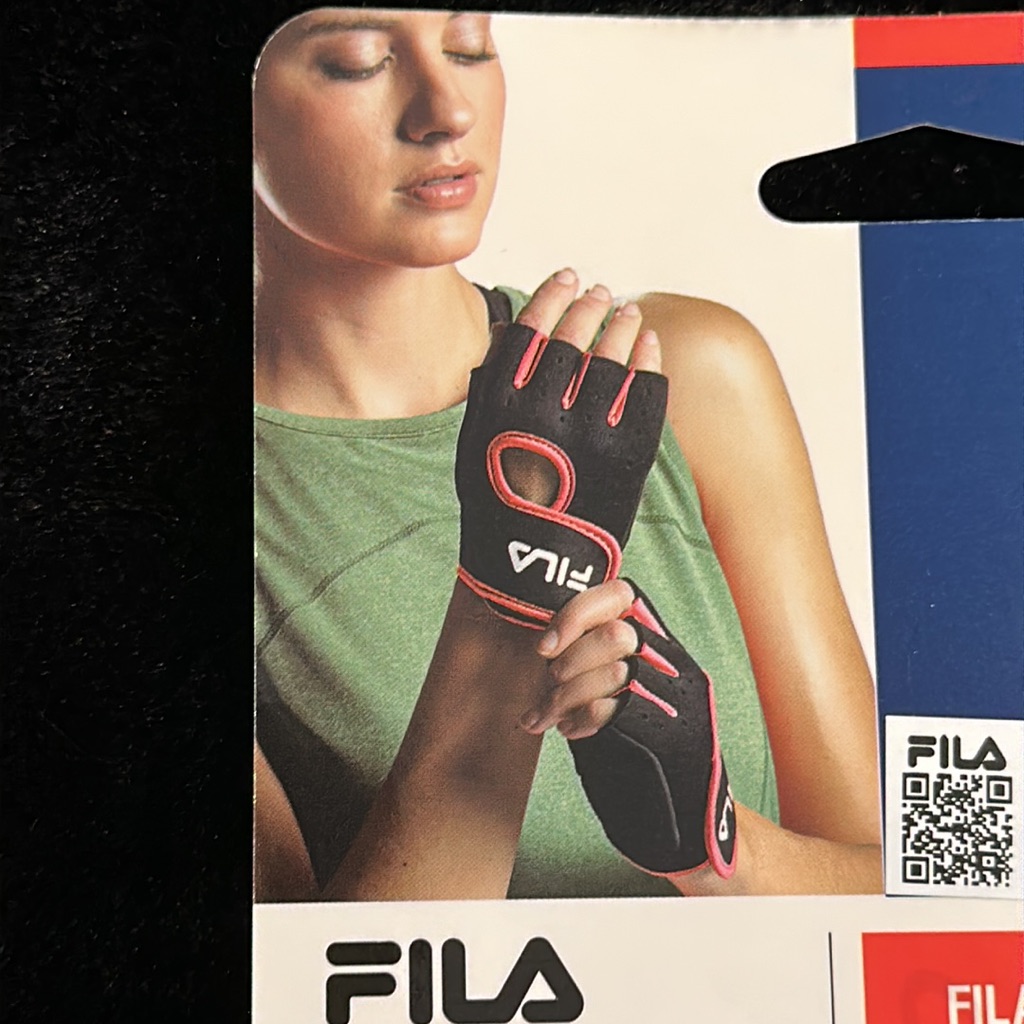 Brand New Fila Womens Fitness Gloves
